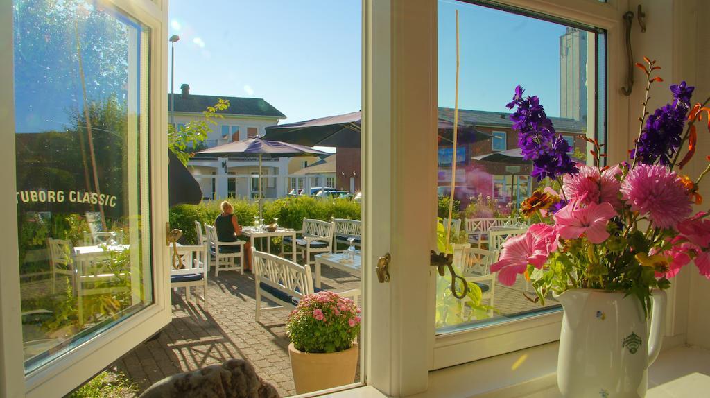 Ballen Badehotel Tranebjerg Екстериор снимка